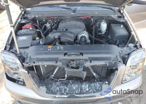 2011 GMC Yukon Xl 1500 Denali z USA, uszkodzony, nr VIN 1GKS2MEFXBR289379